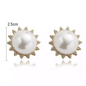 Faux pearl studs